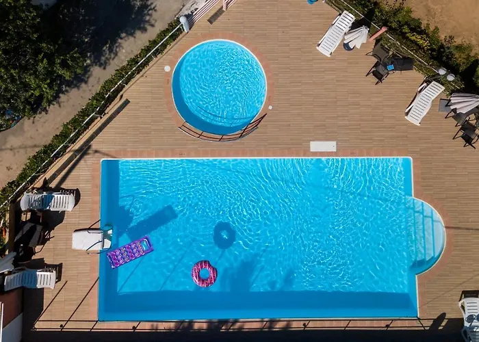 Marialena Lägenhetshotell