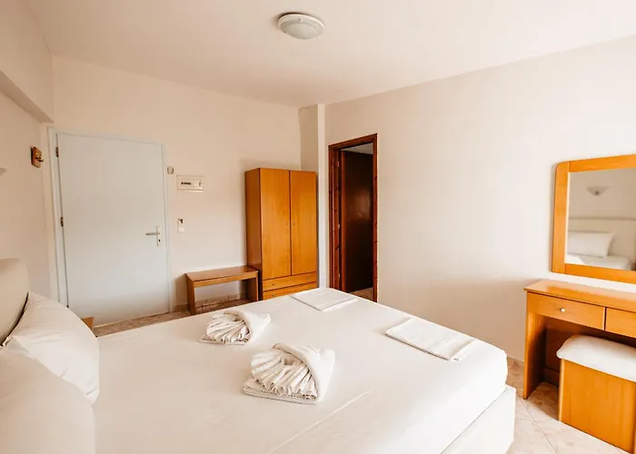 Marialena Lägenhetshotell