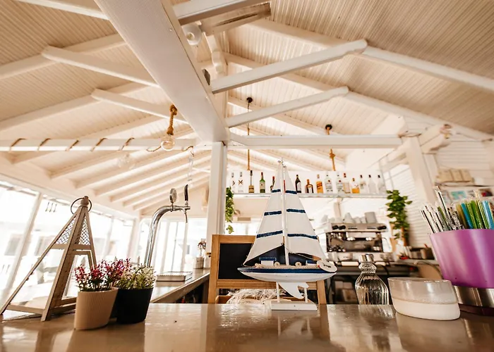 Marialena Lägenhetshotell 2*