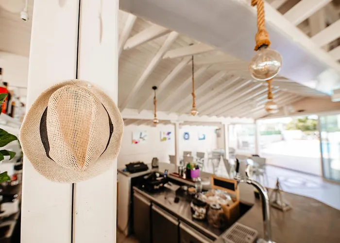 Marialena Lägenhetshotell 2*