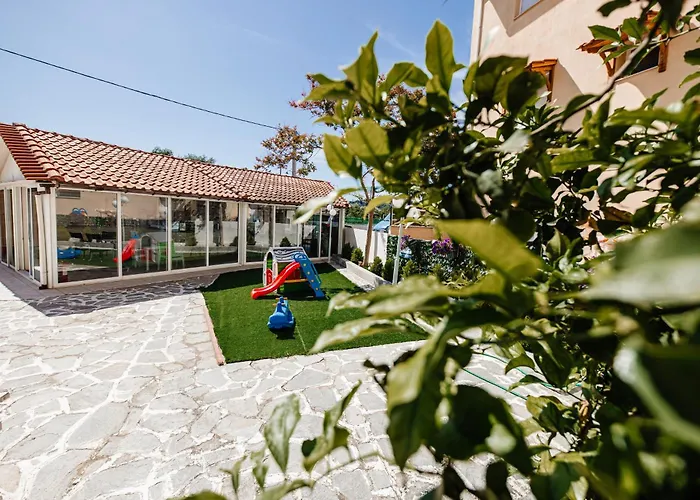 Lägenhetshotell Marialena Potos