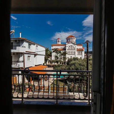 Ξενοδοχείο με διαμερίσματα Marialena Ποτός