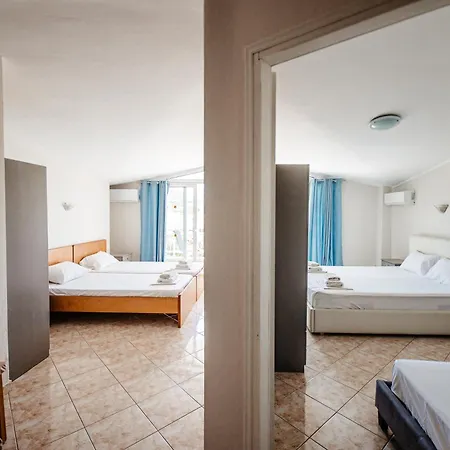 Ξενοδοχείο με διαμερίσματα Marialena Ποτός