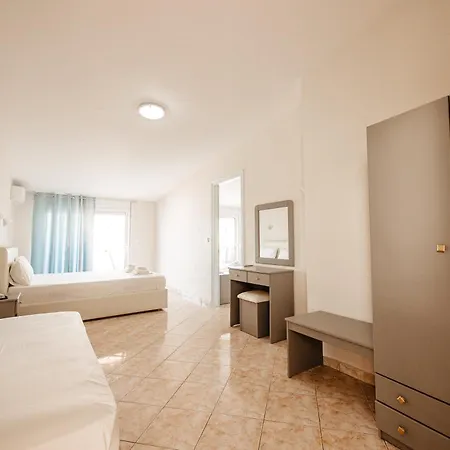 Apart Otel Marialena Potos