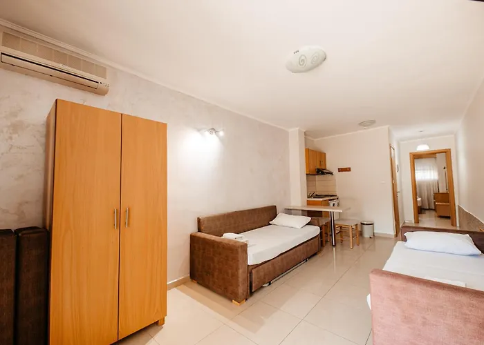 Marialena Apart-hotel Potos